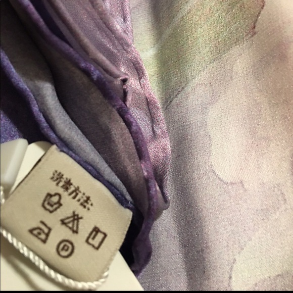 ❌🛑SOLD🛑❌ Vintage 100% Silk Boshine Scarf 💜 - Picture 14 of 16